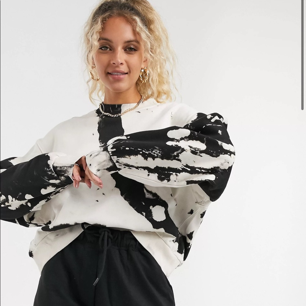 Weekday Sweatshirt